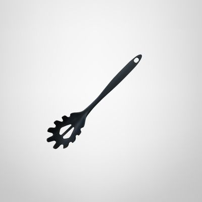 Cuchara para Pastas de Nylon Negra 31cm HUDSON