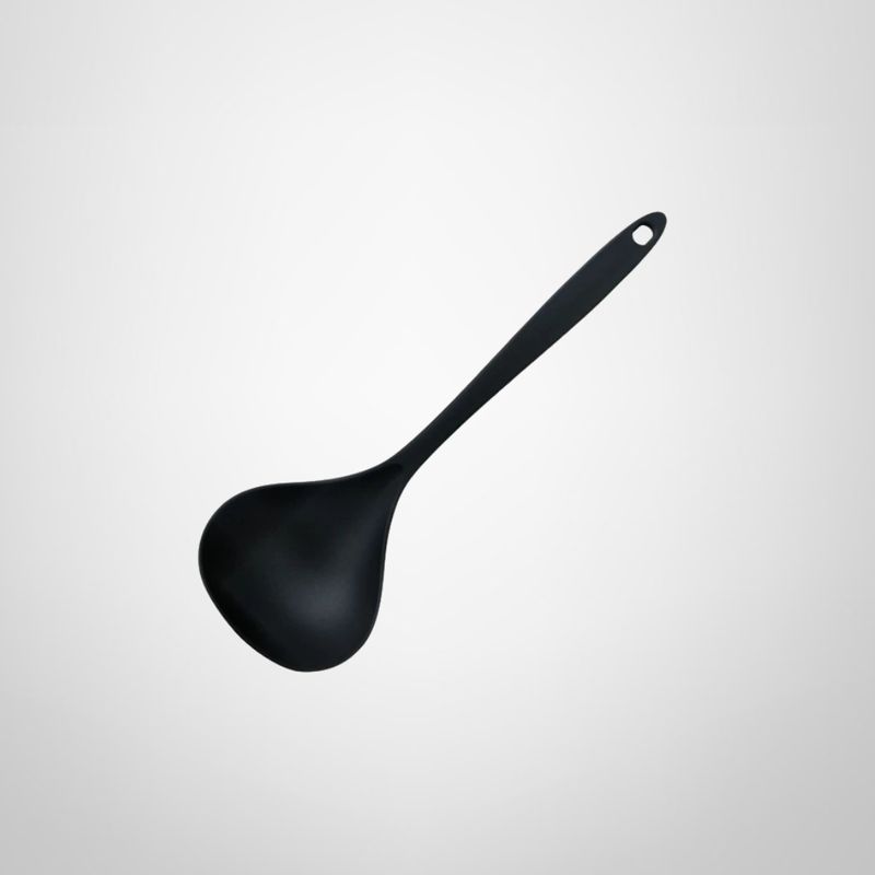 Cucharón de Nylon Negro 31cm HUDSON