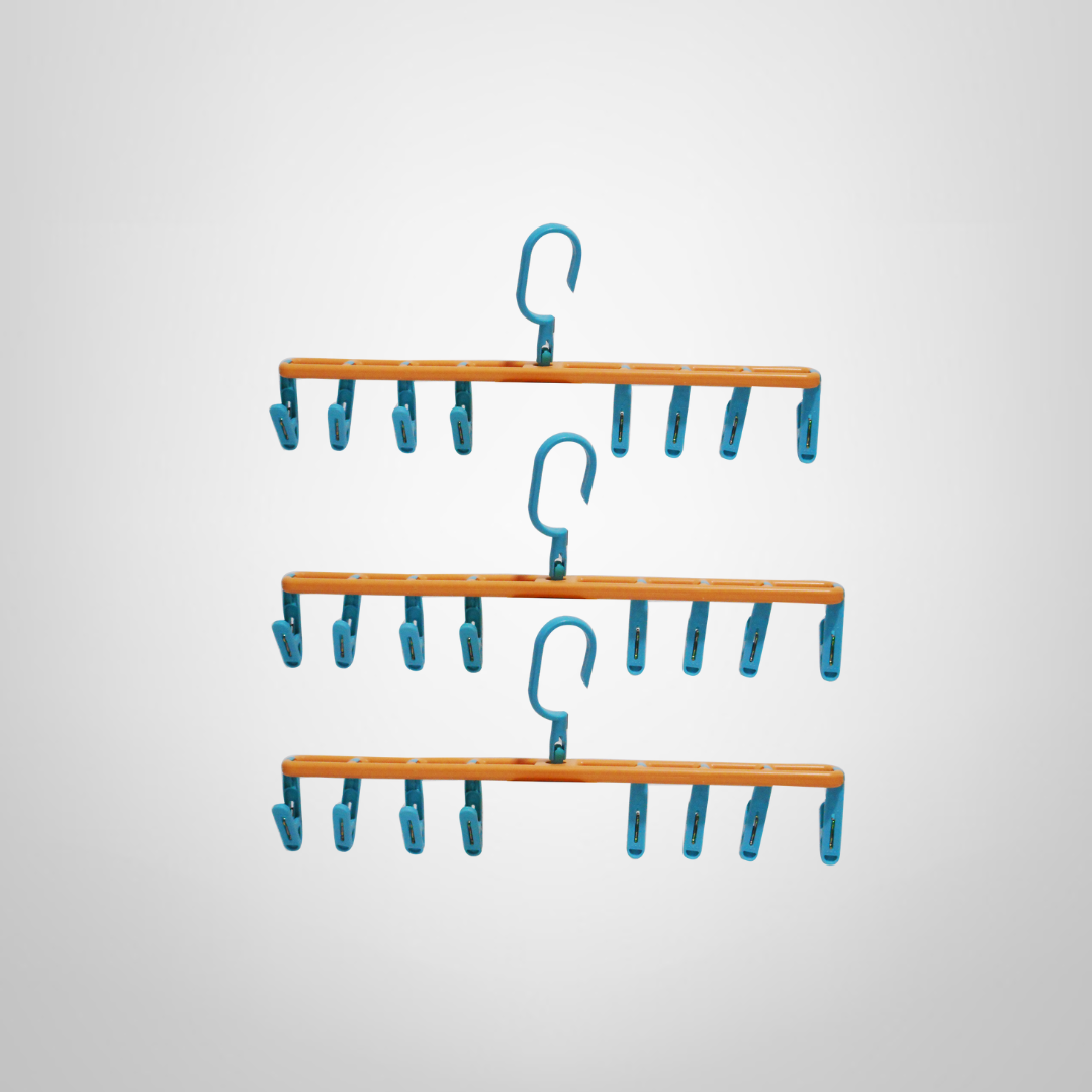 Juego de 3 Perchas de Plastico c/Gancho y 8 Palillos