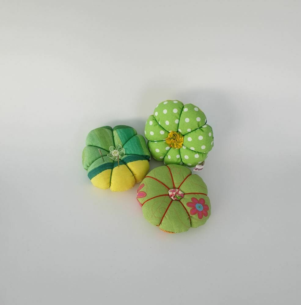 Nadelkissen Blume