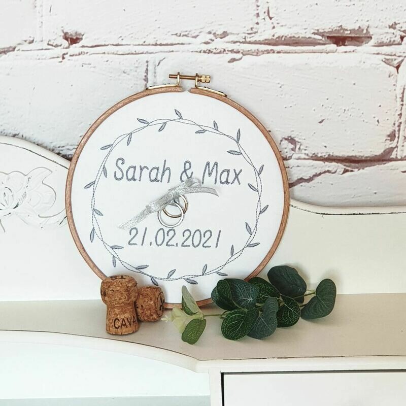 Hochzeit, Ringkissen Stickrahmen