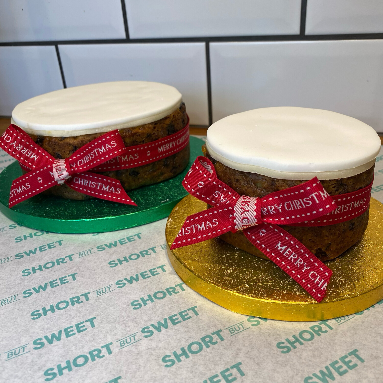 Christmas Cake (Pre-order)