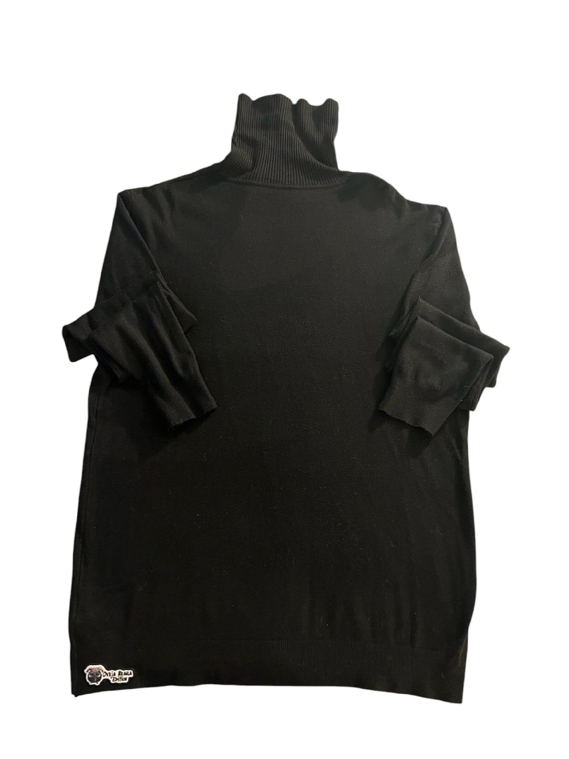 Familia Primera Oveja Negra Edition Lux Black Turtle Neck