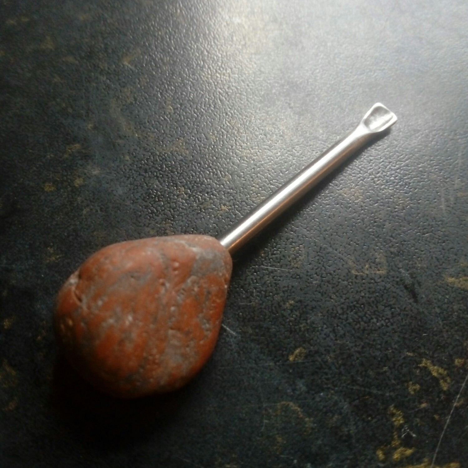 Jasper handle with carbon steel tool.