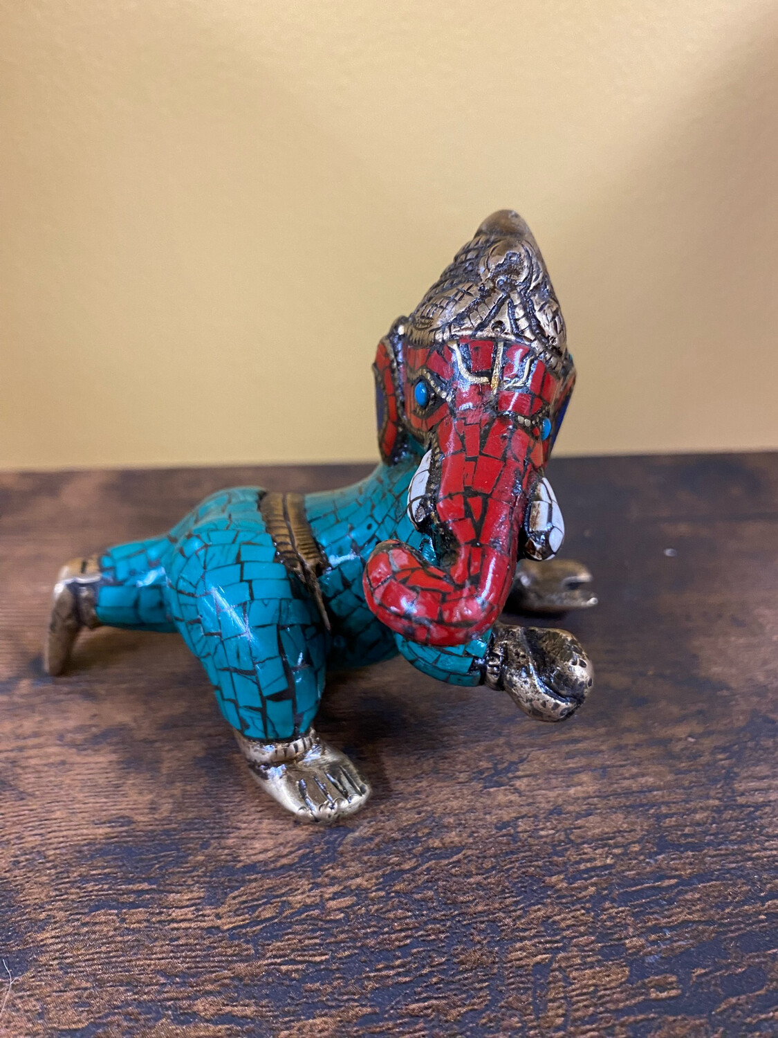 Turquoise Stone Ganesh Crawling