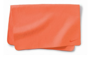 1850033 SWIM TOWEL NESS8165 HYPER CRIMSON 618