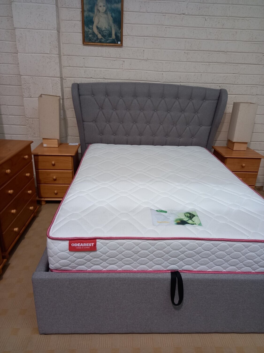 Oasis 4.6 Gas Lift Storage H/Board & Base Grey. Was €999 Now €549. FLOOR MODEL.