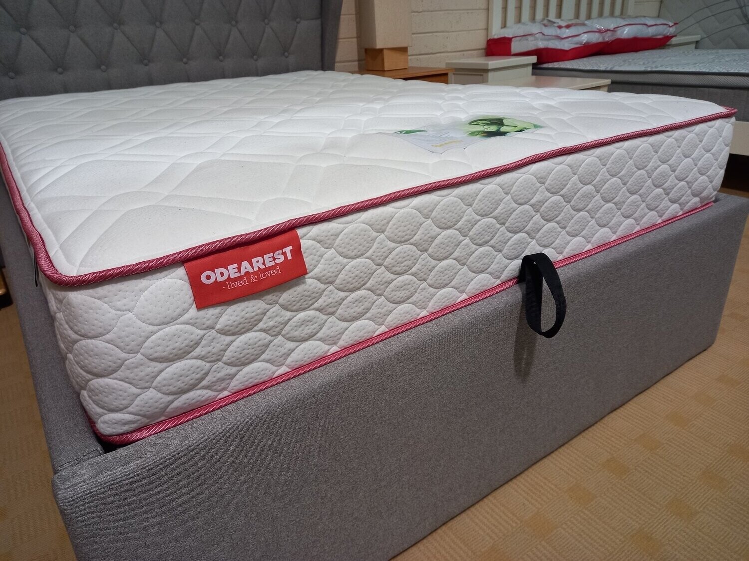 4.6 Popular Mattress Floor Model.