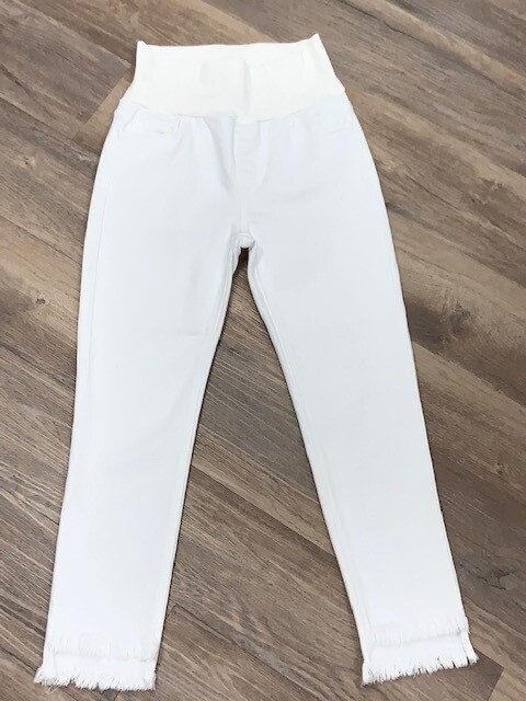 White Fray Cropped pull-on jeans