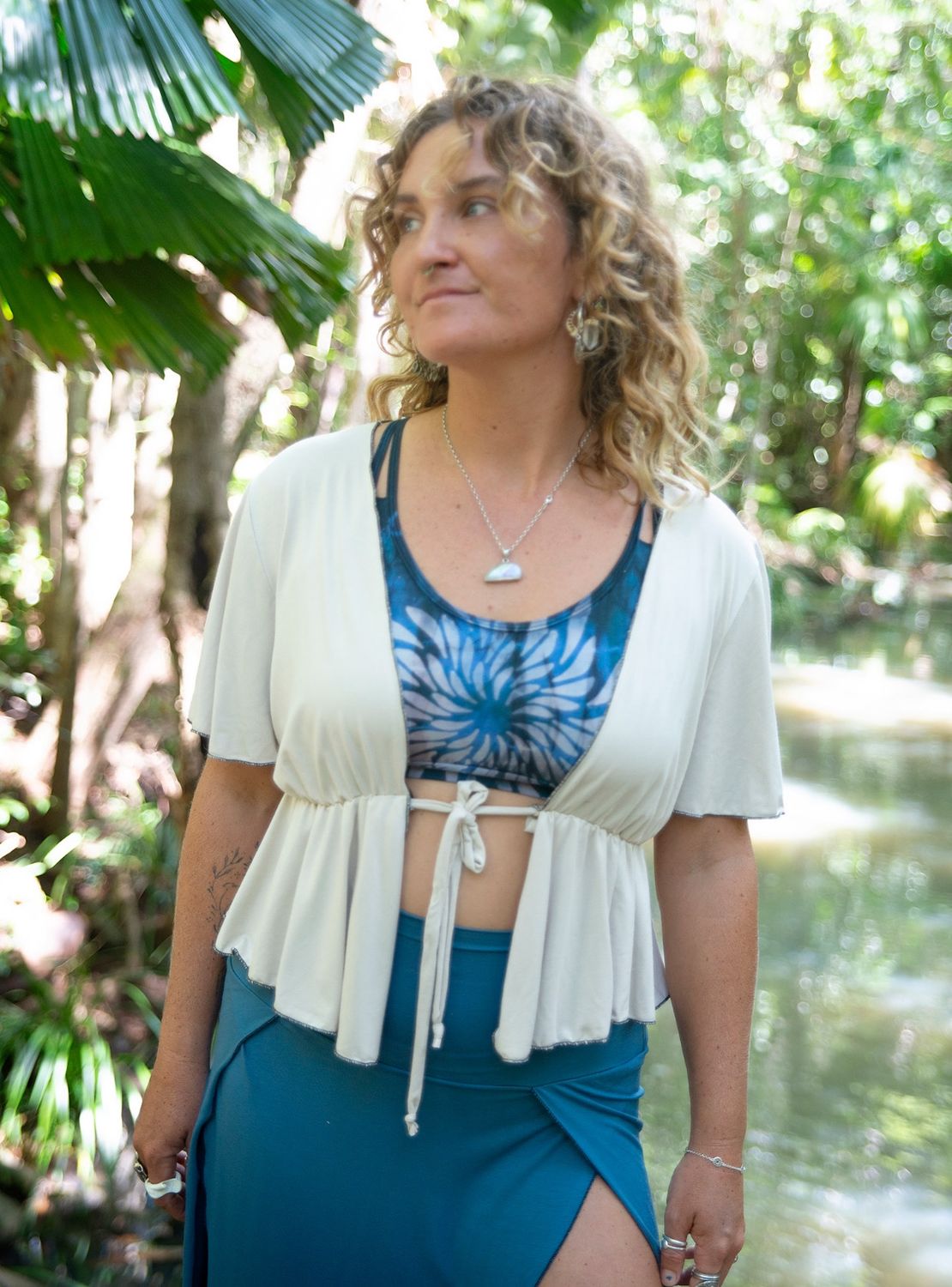 Ruffle Sleeve Crop Bamboo Tee