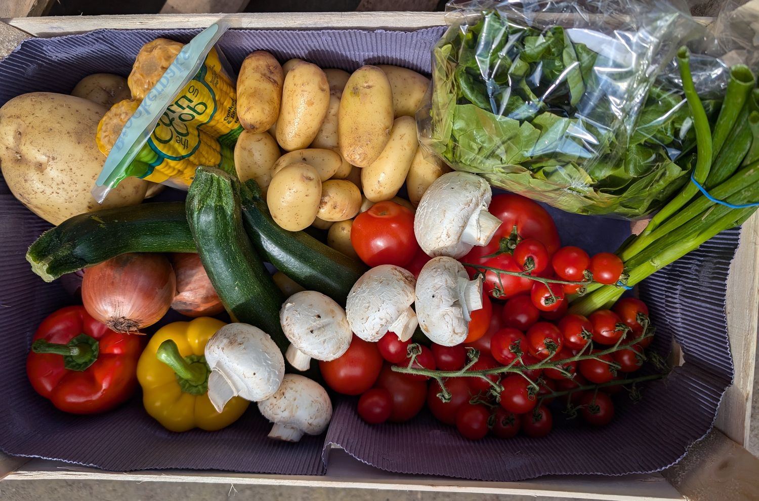 BBQ Veg &amp; Salad Box - £17.00