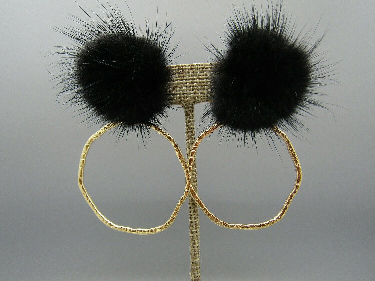 TS Fluffy Hoop