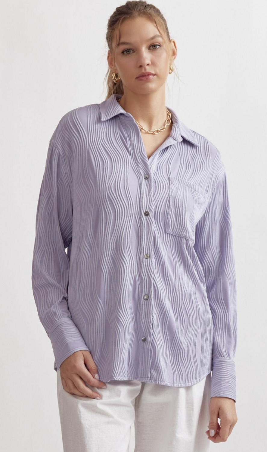 ENTRO Lavender Wavy Button Up
