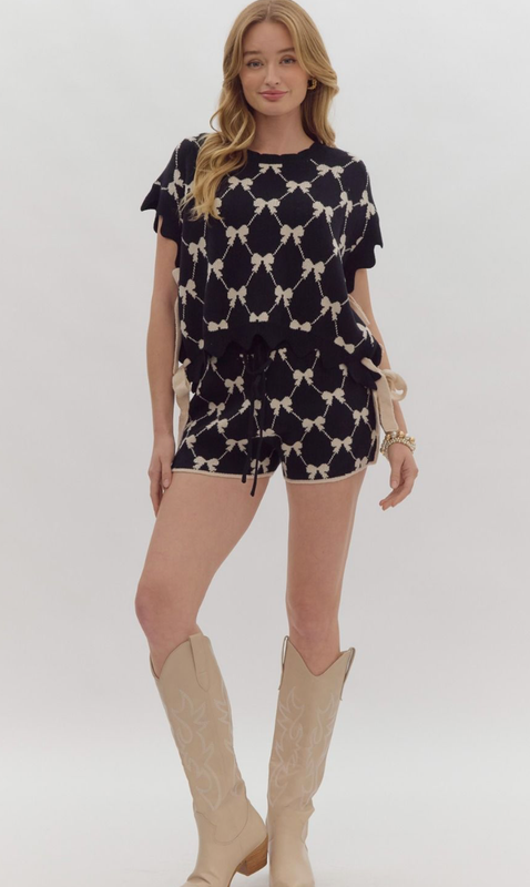 ENTRO Black Bow Knit Shorts