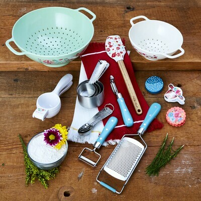 The Pioneer Woman, Spring and Frontier Collection 18-Piece Complete Cooking and Prep Set, Teal