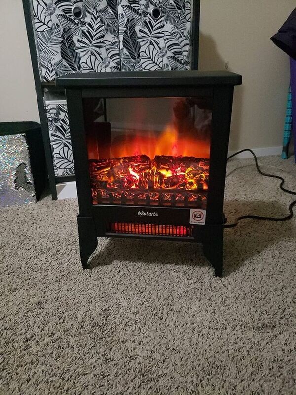 Electric Fireplace Stove, 18” Freestanding Stove Heater with Realistic Flame 1400W