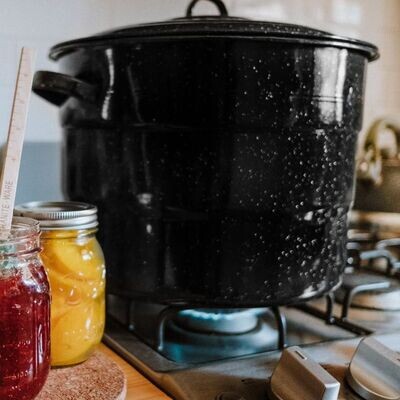 21.5-Quart Canner With Jar Rack Canning Preserving Steel Pot Dishwasher Safe