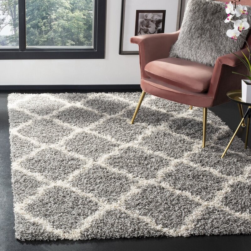 SAFAVIEH Daley Geometric Plush Shag Area Rug, Grey/Ivory, 8&#39; x 10&#39;