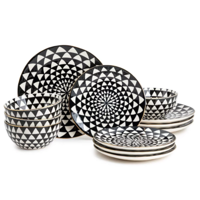Goods2UQuick Dinnerware Black & White Medallion Stoneware, 12 Piece Set