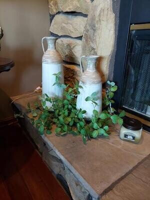 Goods2UQuick Set of 2 Piece White Metal Roma Pitcher Vase Set Decorative Home Decor