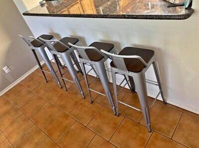 Metal Bar Stools Set of 4 Kitchen Counter Height Barstools 24&quot; Silver