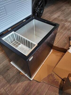 Chest Deep Freezer 3.5 Cu Ft Frozen Food Storage Ice Fridge With Basket, Black NEW