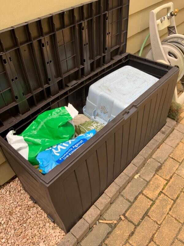 Elegant Brown Outdoor Cushion Storage Box - 71 Gallon Resin Patio Furniture Organizer