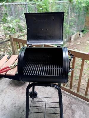 Grill Like a Pro with the Patio Pro Charcoal Grill - Perfect for Outdoor Cooking and Barbecues