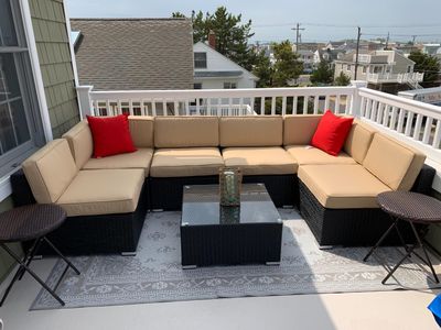 Customized Luxury: 7-Piece Brown/Tan Modular Wicker Sectional w/ Cushions, Coffee Table &amp; Cover | All-Weather Patio Furniture