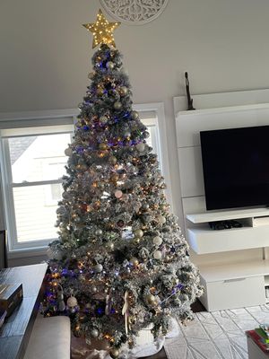 6ft Pre-Lit Holiday Christmas Pine Tree w/ Snow Flocked Branches, 250 Warm White Lights.