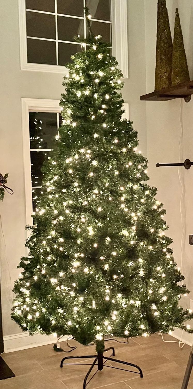 6ft Pre-Lit Spruce Hinged Artificial Christmas Tree w/ 250 Incandescent Lights, Foldable Stand / Originally $248 / Inc Free 2-3 day shipping!!