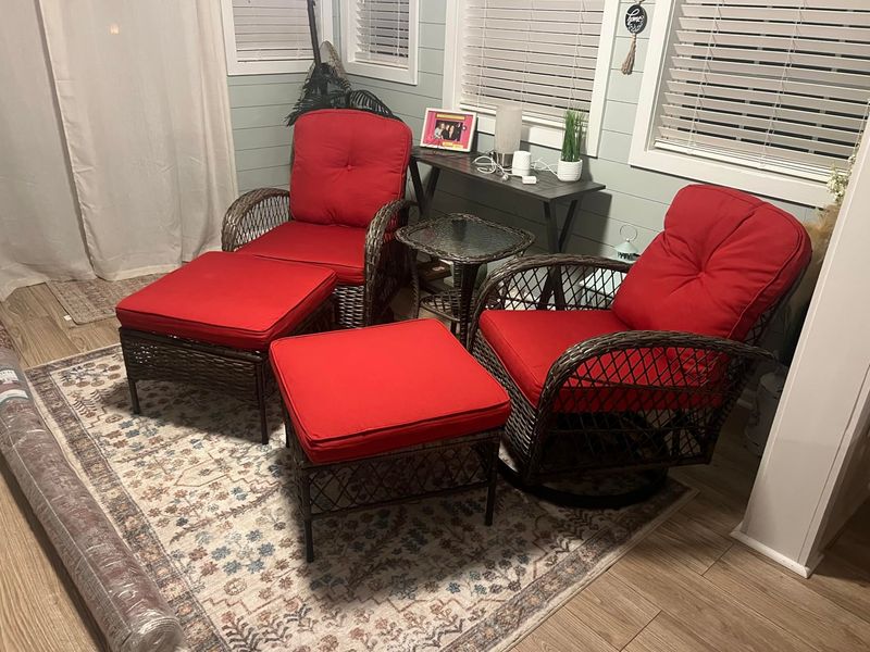 Wine Red Luxury: 5-Piece Swivel Rocker Patio Set w/ Thick Cushions, Table &amp; Ottomans