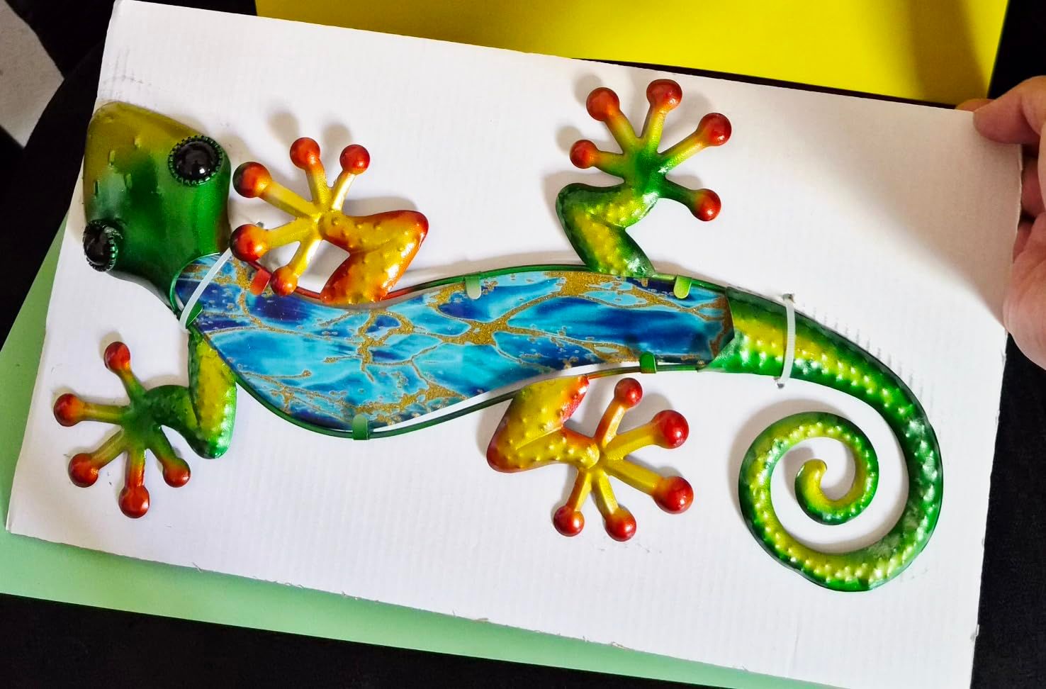 Iron Multicolored Pastel Gecko Metal Work