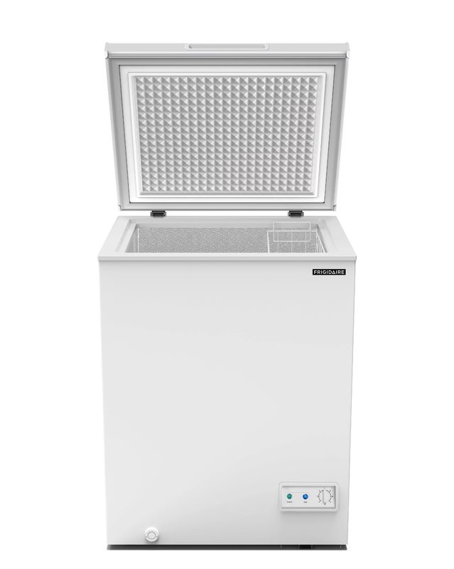 Chest Freezer 5 Cu Ft Spacious Storage Removable Storage Basket White Brand New