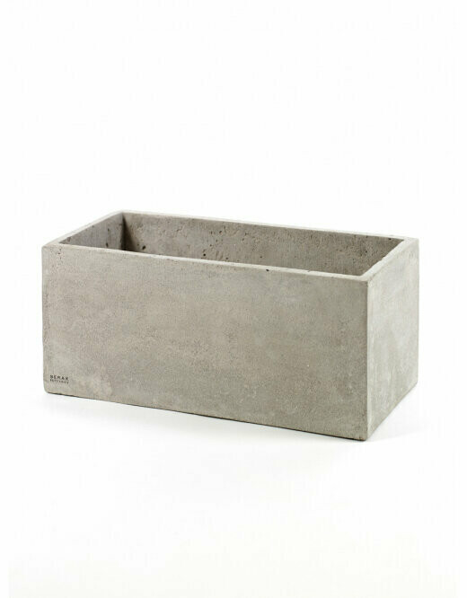 CEMENTPOT MET GATEN RECHTHOEKIG