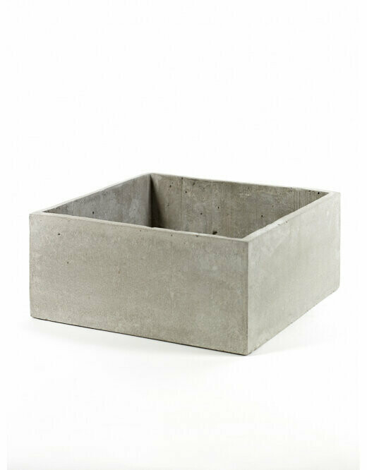 CEMENTPOT MET GATEN VIERKANT