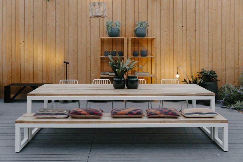 TUINBANK IN EIK - WIT FRAME
