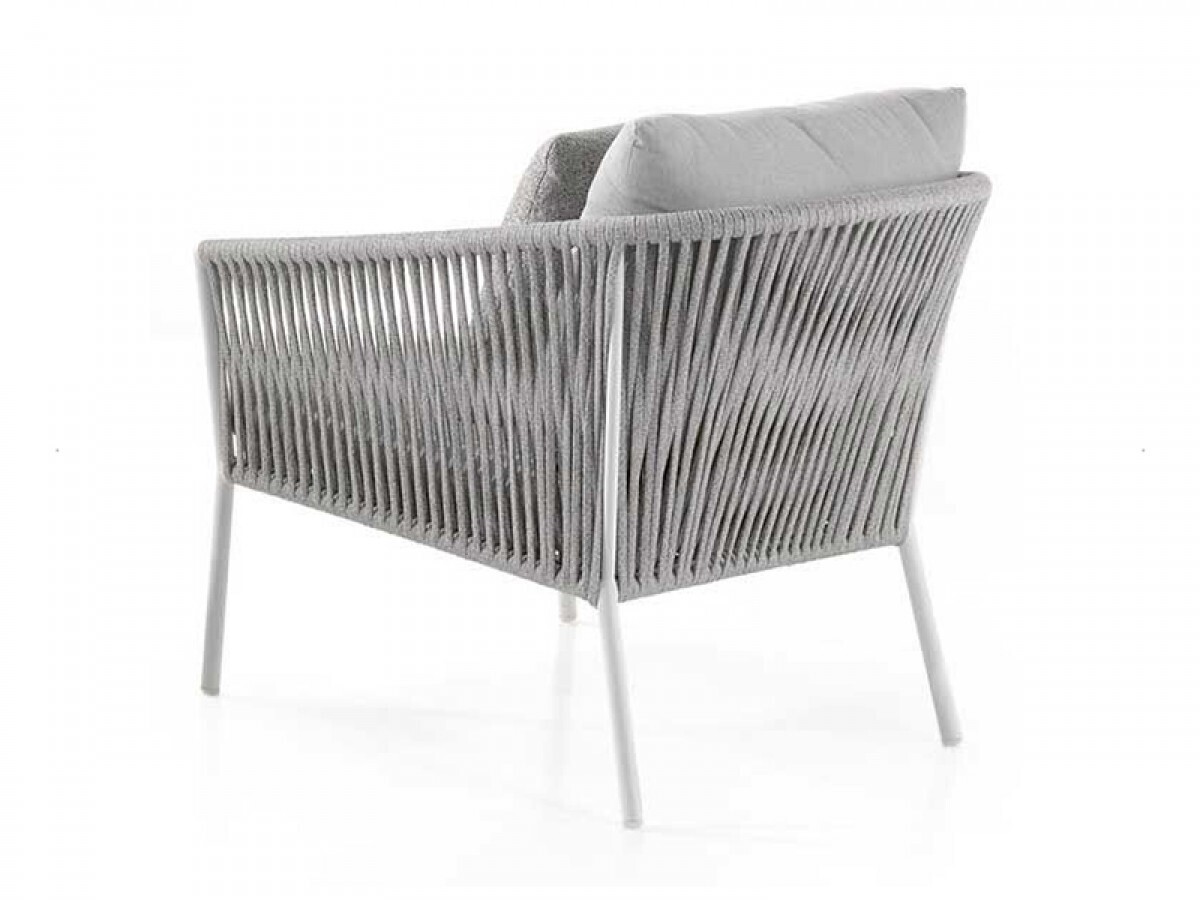 GABON LOUNGE CHAIR