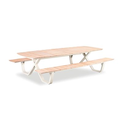 MARY PICNIC TABLE