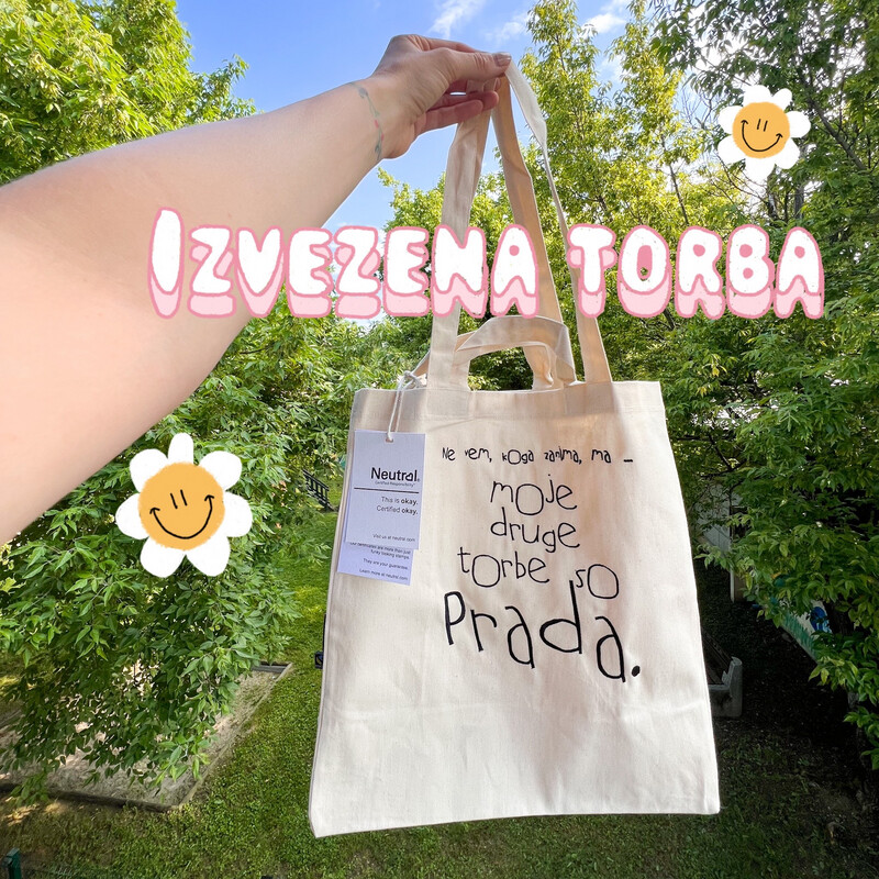 Torba z izvezenim motivom ‘Moje druge torbe so Prada’