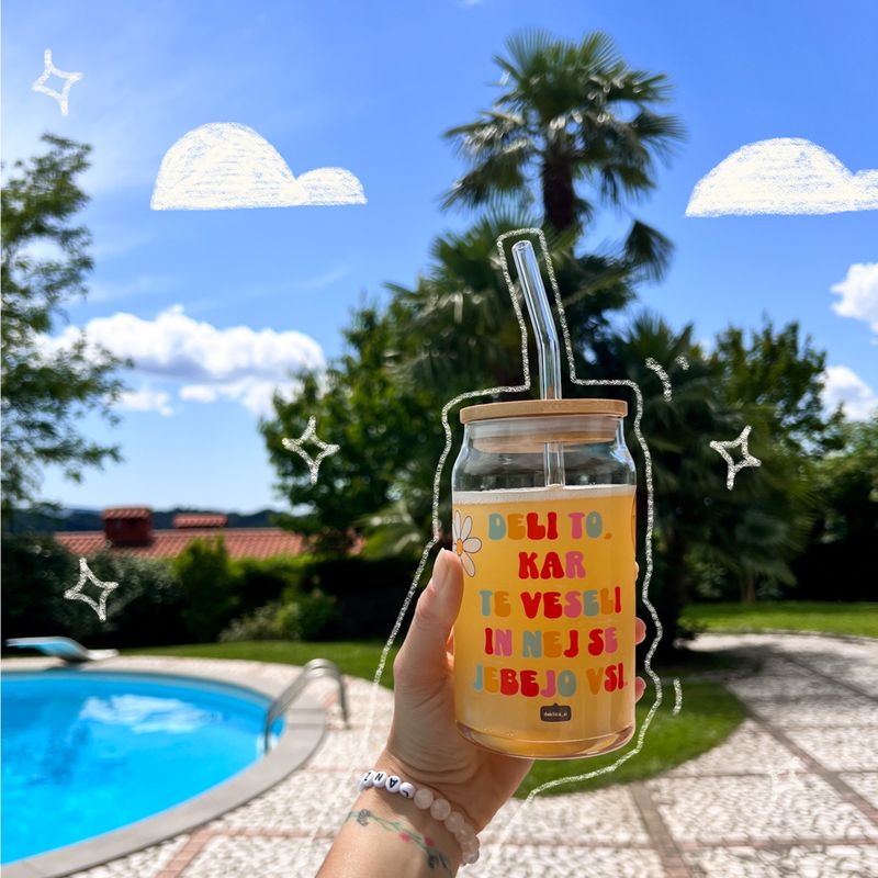 Steklen kozarček s slamico 'Deli, kar te veseli', 400 ml