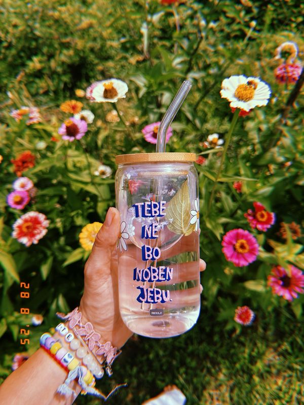 Steklen kozarček s slamico 'Jebu', 400 ml