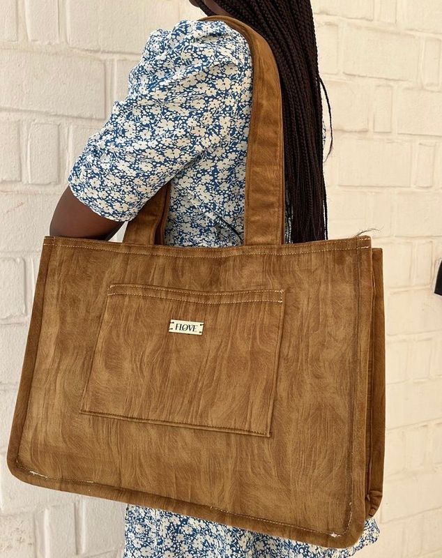 Bwiza Lightweight Collection (Brown)