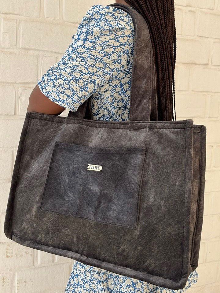 Bwiza Lightweight Collection (Black)