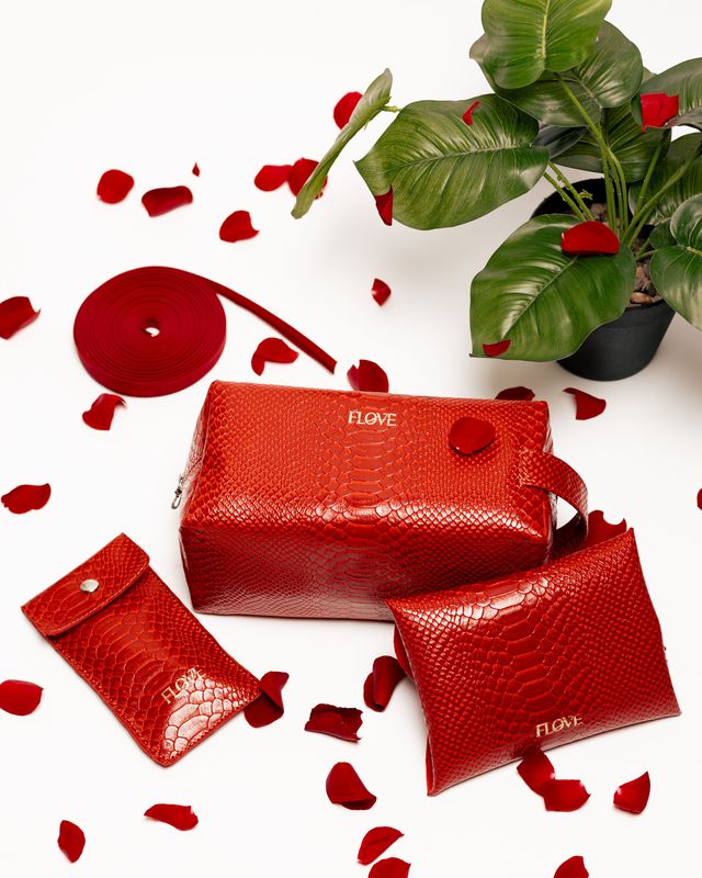 The Scarlet Rouge Set