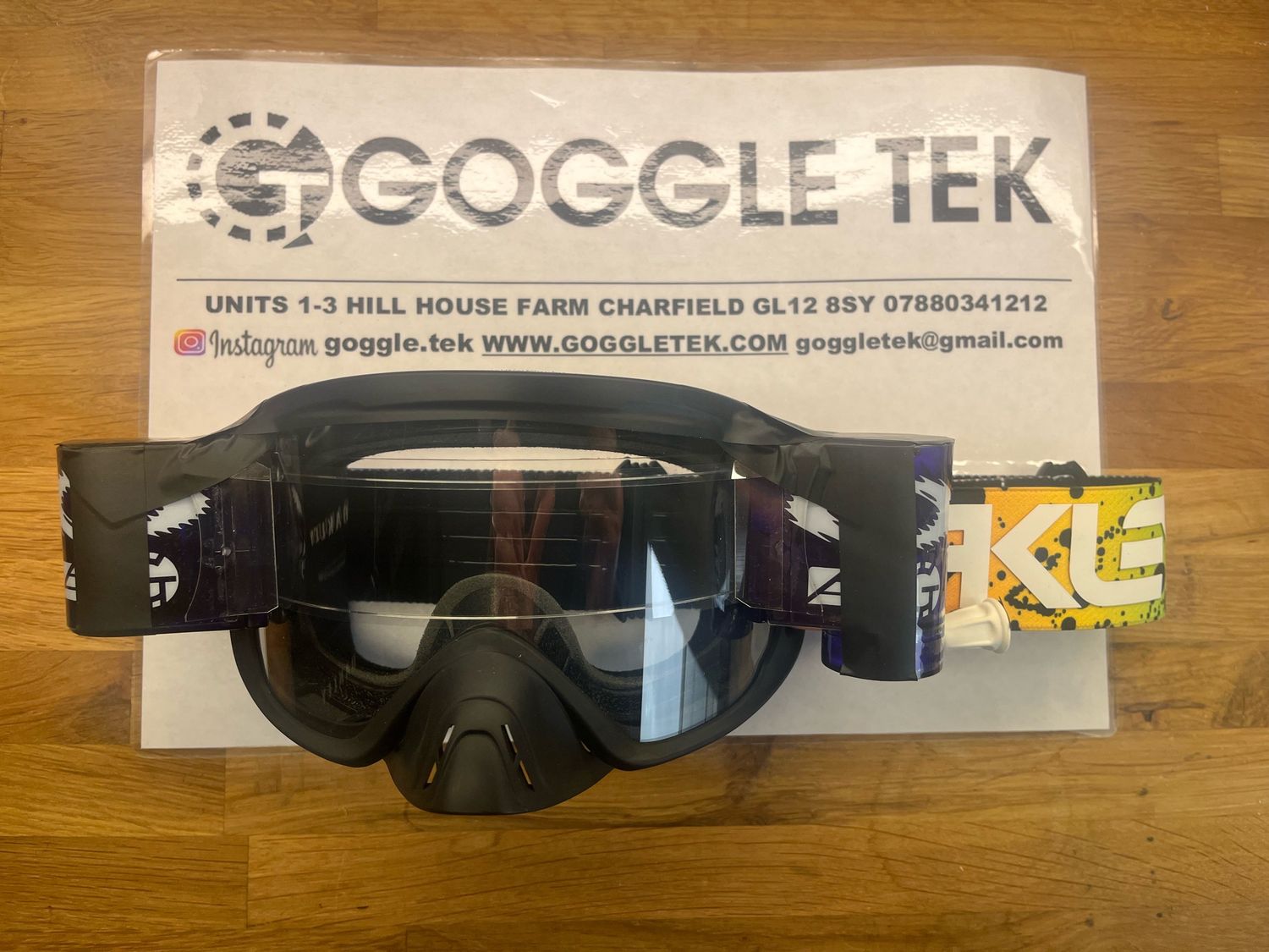 2024 Oakley OFrame 2.0 PRO Black Splatter goggle plus Purple Goggletek 36mm roll-off system (clear lens)