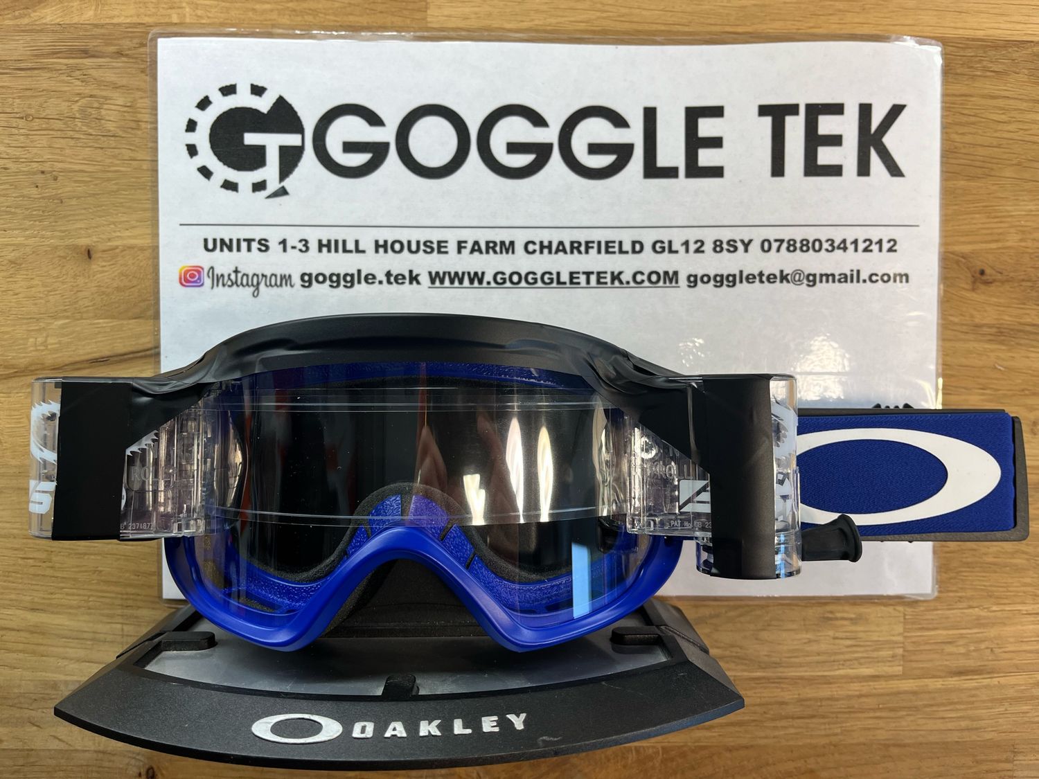 Blue Oakley OFrame 2.0 PRO goggle plus Goggletek 36mm roll off system (clear lens)