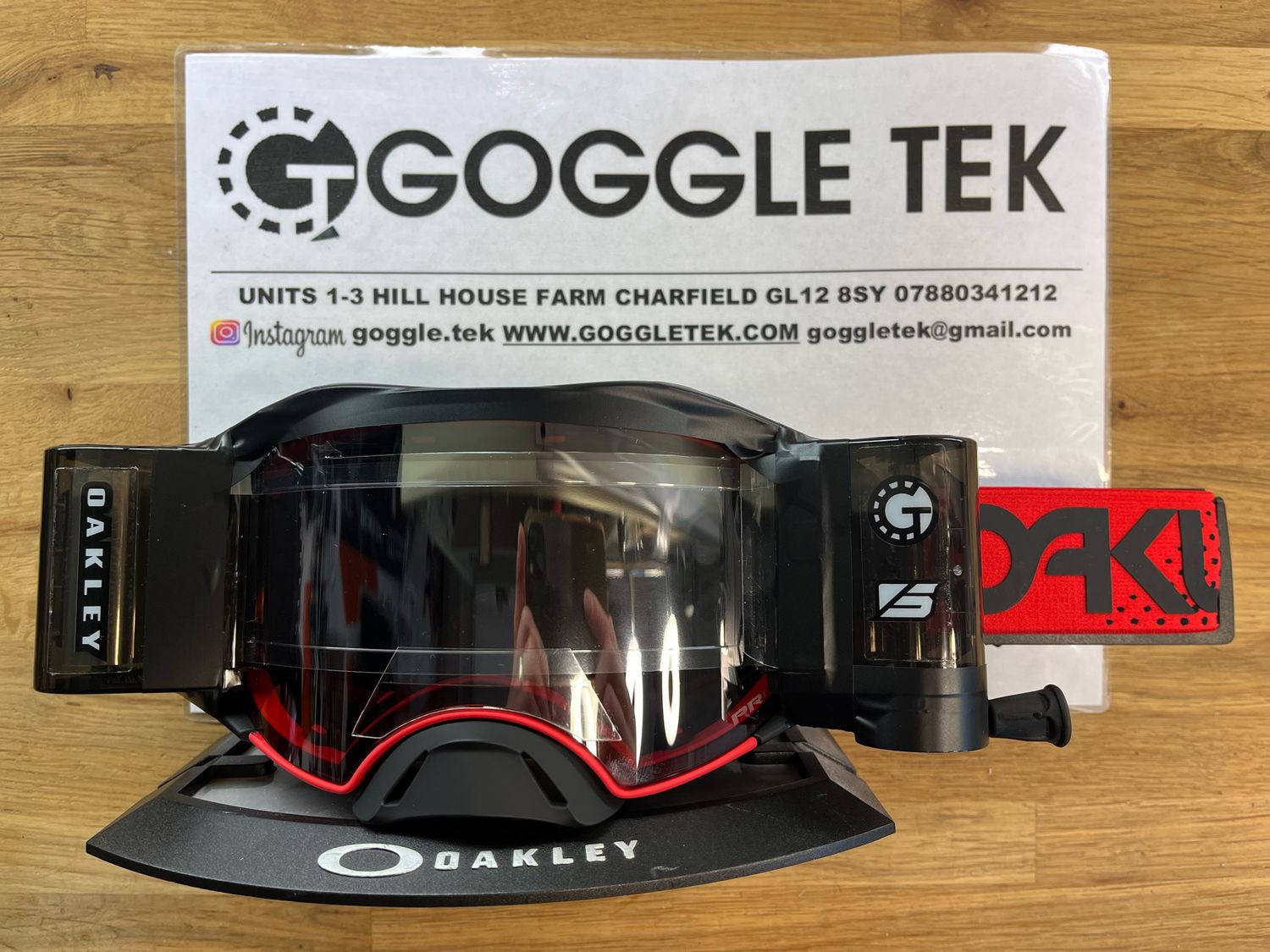 2024 Oakley Airbrake Moto Red Goggle plus Goggletek 48mm roll off system (Prizm Black lens)