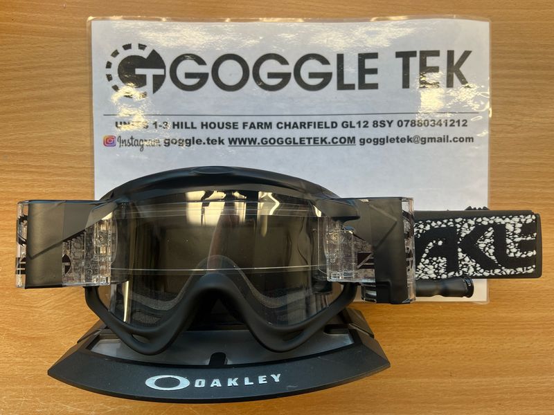2024 Oakley OFrame Grey Crackle goggle plus Long Pull Goggletek 36mm roll-off system (Clear lens)