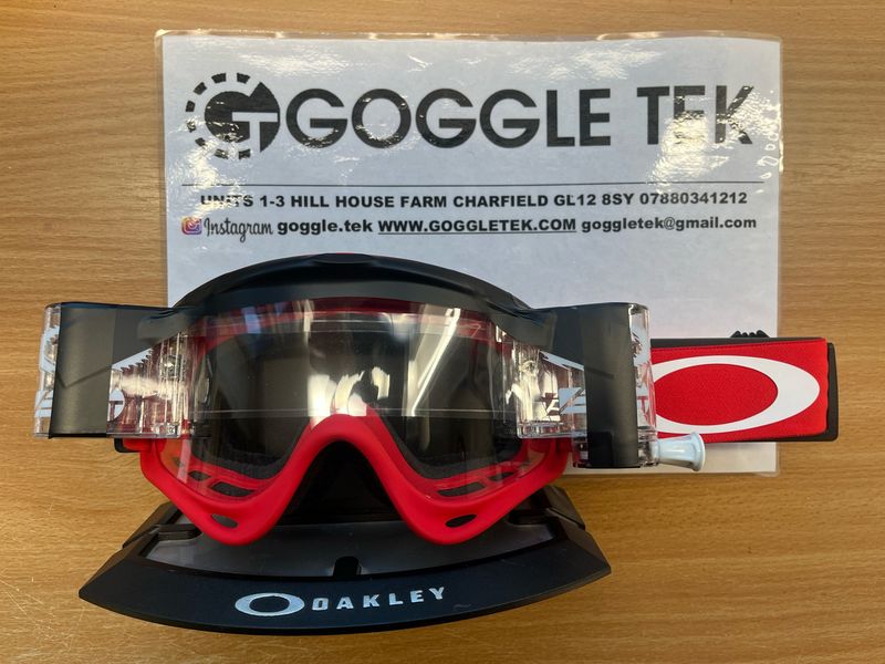 2024 Moto Red Oakley OFrame goggle plus Goggletek 36mm roll-off system (Clear lens)